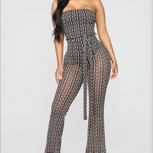 FASHION NOVA black/taupe jumpsuit